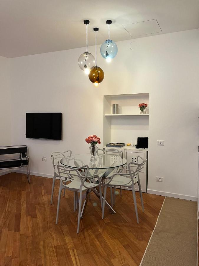 Casa Vercelli Delizioso Bilocale Moderno Nella Vecchia Milano מראה חיצוני תמונה