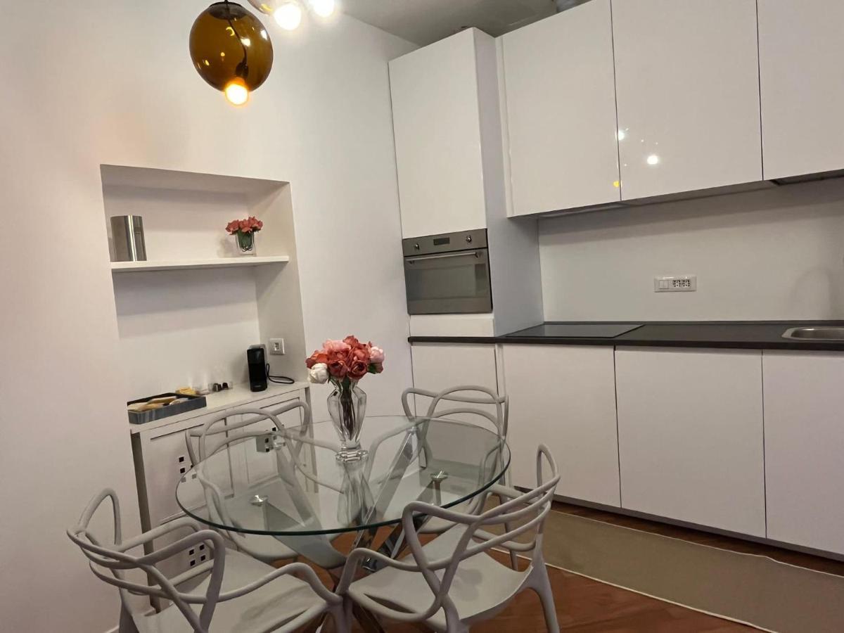 Casa Vercelli Delizioso Bilocale Moderno Nella Vecchia Milano מראה חיצוני תמונה